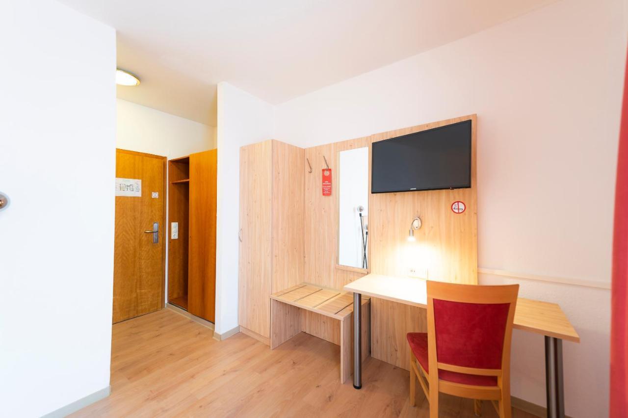 Hotel Astoria Am Urachplatz Stuttgart